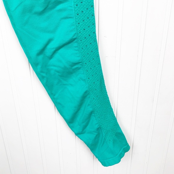 Fabletics Seamless Dot Leggings Bright Green - Picture 6 of 7